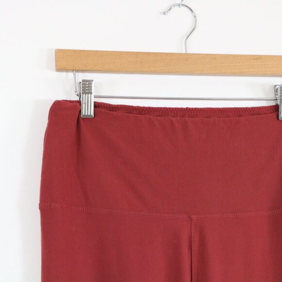 *Red Faux Suede Legging - Picture 4 of 6